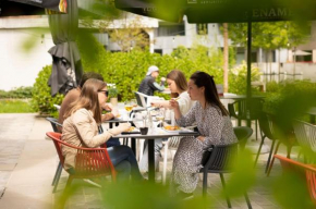 Отель Leopold Hotel Oudenaarde  Ауденарде
